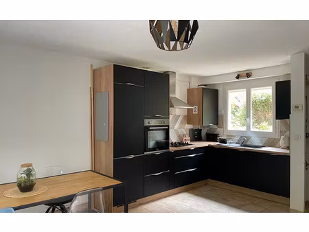 location maison  64 m² t-4 à toulouse  1 035 €