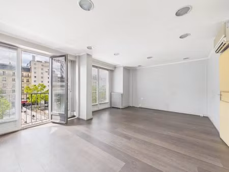 bureaux avenue charles de gaulle / pont de neuilly