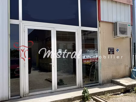 location aigues-mortes local commercial