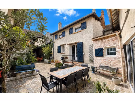 maison freneuse m² t-6 à vendre  327 000 €