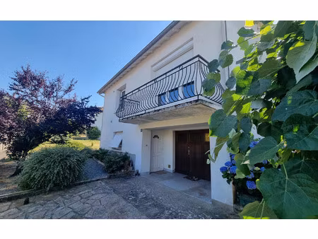 maison saint-yrieix-la-perche 127 m² t-3 à vendre  113 500 €