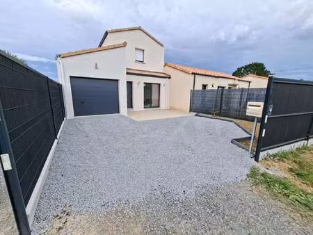 location maison à la plaine-sur-mer (44770) : à louer / 81m² la plaine-sur-mer
