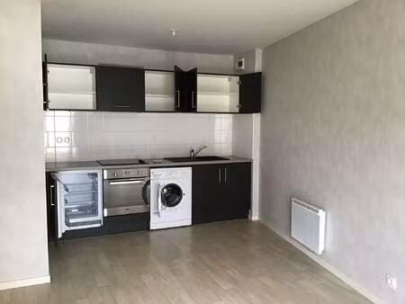 location appartement 2 pièces à pleurtuit (35730) : à louer 2 pièces / 43m² pleurtuit