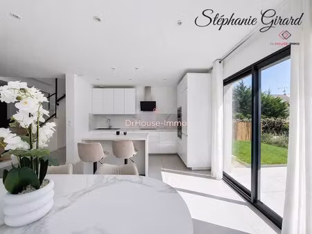 maison contemporaine 146 m² - 4 chambres - dpe a - prestations haut de gamme - aucun...