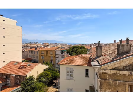 location appartement  m² t-5 à antibes  2 500 €