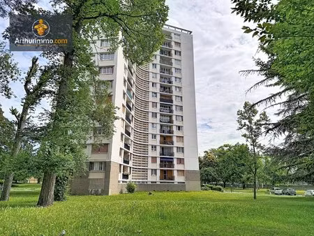 appartement 5 pièces lumineux avec balcon  cave et parking