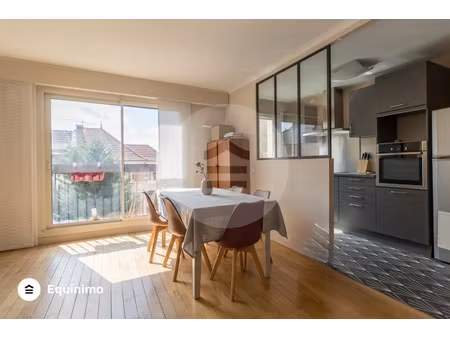 appartement 4p/3ch  centre ville de puteaux  square des terr