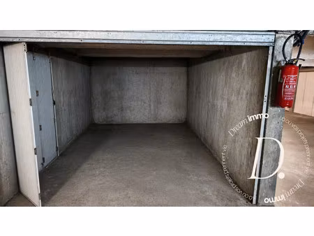 garage 16m²  secteur boutonnet