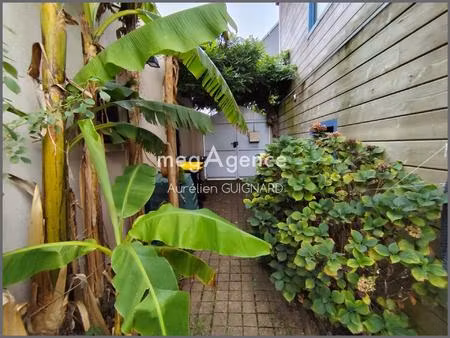3 chambres  garage  espace exterieur clos