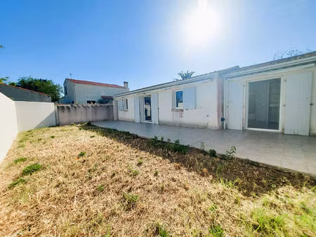 maison 69 m²  3 chambres  garage et terrasse à la brée-les-bains