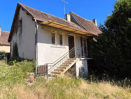 a vendre maison sur la commune de saint pierre de chignac