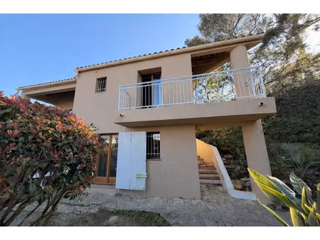 vente maison 7 pièces 126 m² six-fours-les-plages (83140)