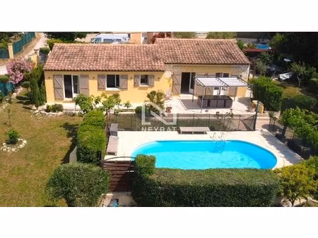 callian villa 4 chambres  piscine; garage terrain