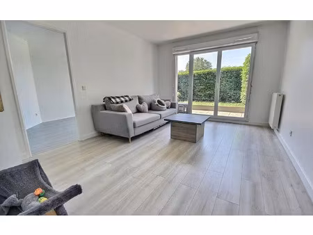 appartement élancourt 39.7 m² t-2 à vendre  168 000 €