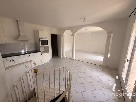 t2 de 74 61 m2 domaine de la barthète fabrègues