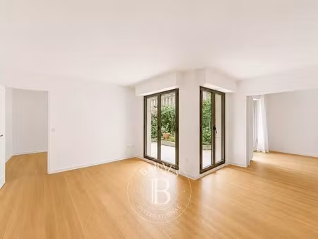 le service location de la maison barnes vous propose ce bien :