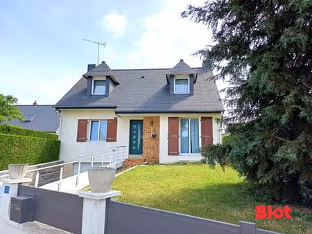 a vendre chez blot chateaubourg - domagné - 4 pièces - 3 chambres - 94 m²