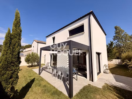 maison contemporaine de 2016 haut de gamme et au calme – pont-saint-martin