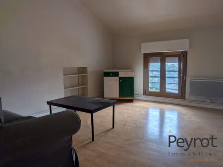 appartement t4 idéalement situé  proche commerces