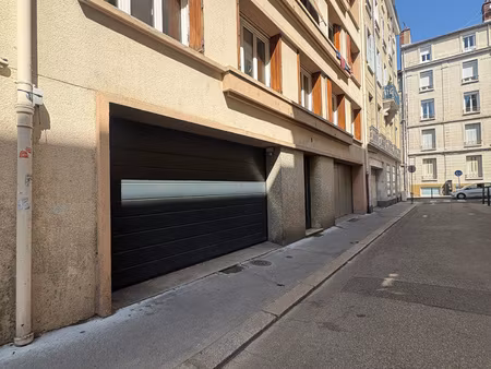 place de parking - box securise / jean jaures