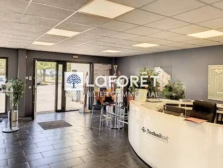 vente bureaux et commerces à roncq (59223) : à vendre / 721m² roncq