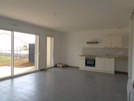 location maison 4 pièces 80m² poitiers 86000