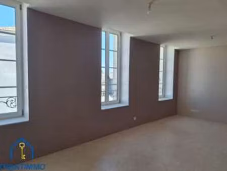 location appartement 2 pièces à sainte-hermine (85210) : à louer 2 pièces / 46m² sainte-he