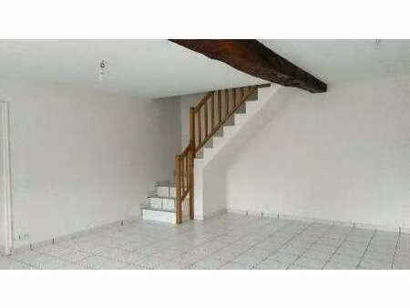 location maison aux brouzils (85260) : à louer / 93m² les brouzils