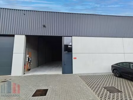 surface industrielle à louer à zwartegatstraat 90 oostkamp (rbw25723)