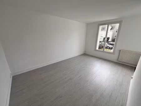 f1 - 25.35m ²