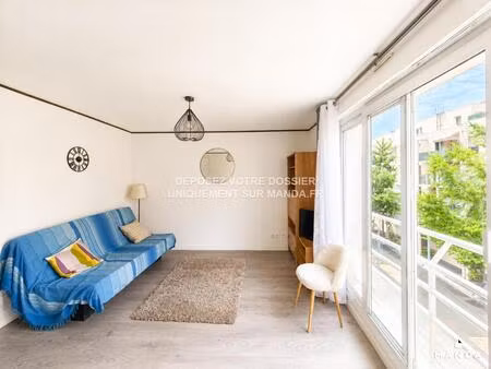 studio meublé - 33  avenue raspail  94250  gentilly  france