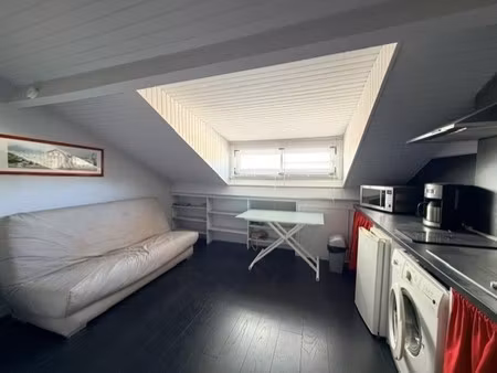 studio meuble