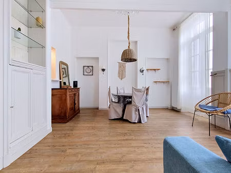 appartement la rochelle 3 pièce(s) 47.03 m2  stationnement privatif  cave