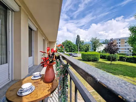 saint-martin-d'hères t4 de 73 m2 avec balcon et garage