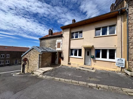 maison de pierre de 122 m2 sh avec 1 garage à aiglemont