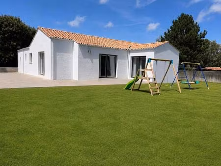 maison familiale de 126 m² sur terrain de 900 m² – proche commodités