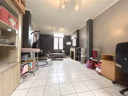 maison à louer à rue guillaume charlier 45 tournai (vbe36700)