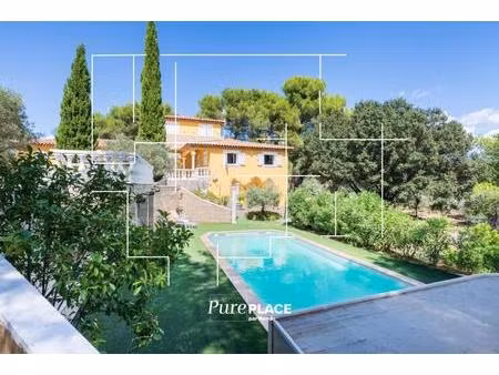 maison/villa t6 de 187 m2 à saint-mitre-les-remparts 13920
