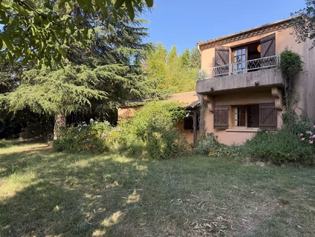 villa t6 sur 1172 m2