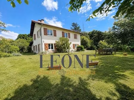 maison de luxe de 6 chambres en vente à charly  auvergne-rhône-alpes