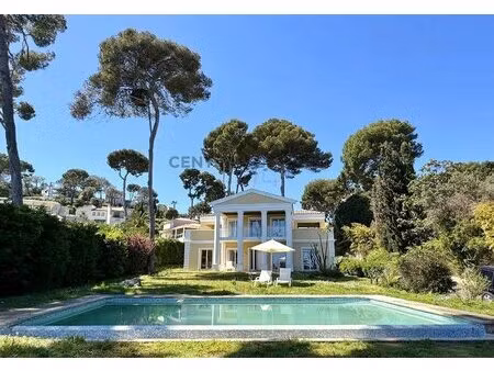 cap d'antibes  villa avec vue mer