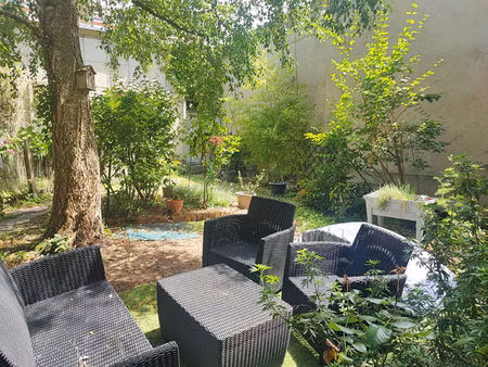 appartement orleans centre 3 pièces 85.16 m2 avec jardin privatif  garage et 2 caves