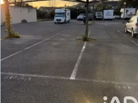 parking à valbonne (06560)