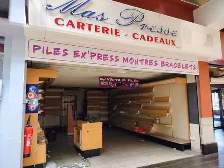 location local commercial 1 pièces 40 m2 à davézieux