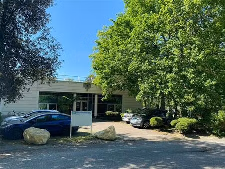 vente/location bureau pessac 517 m²