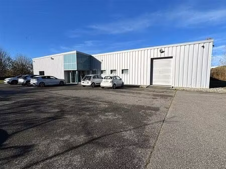 location local d'activités flourens 580 m²