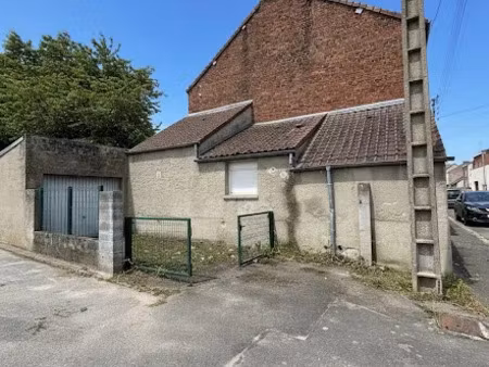vente maison 5 pièces 98 m² à hautmont (59330)  55 000 €