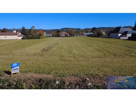 terrain plat de 1005m2