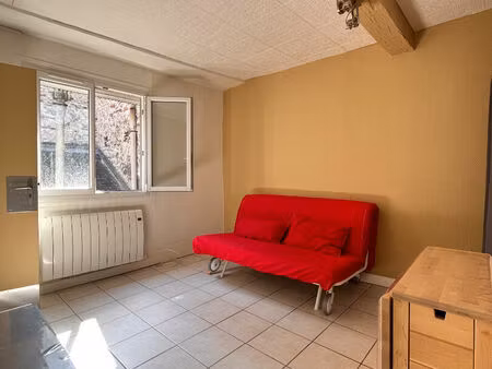 studio - hyper centre - ideal investisseur ou 1er achat !