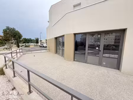 achat local commercial 160m² st esteve 66240